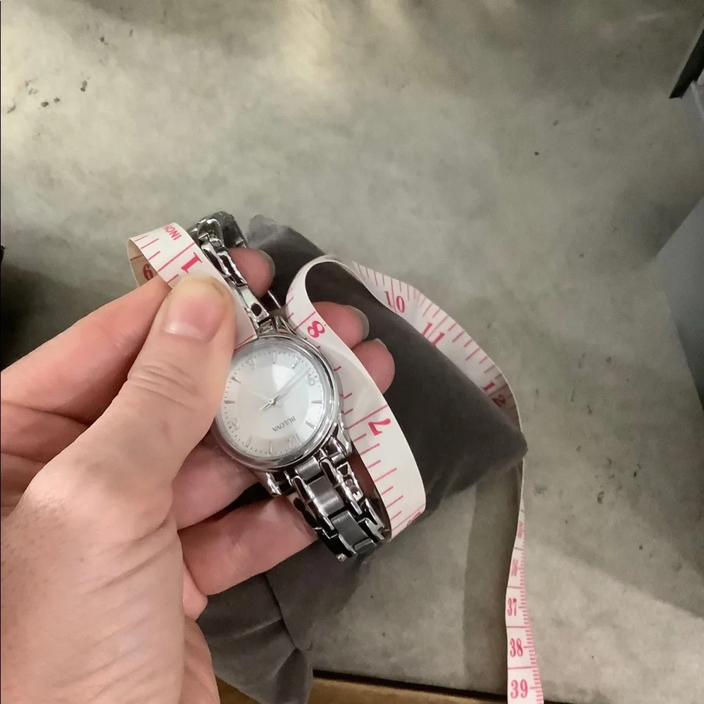 NWT‎ BULOVA STAINLESS STEEL QUARTZ WATCH